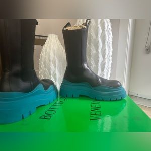 Women Bottega Veneta Boots Just in time for the winter weather!!!!